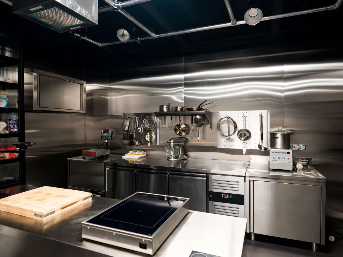 Studio Professionnel - Équipement cuisine